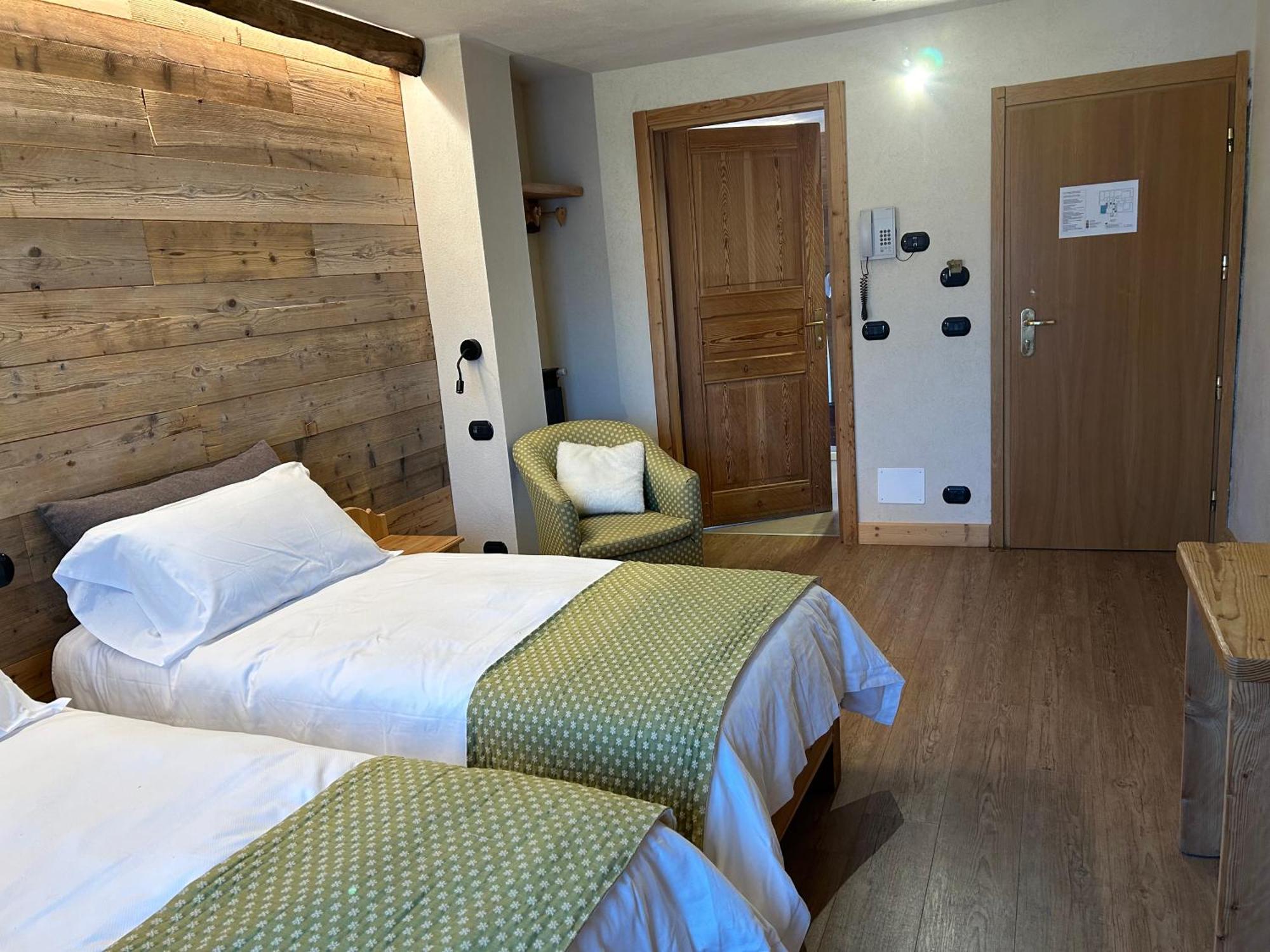Hotel Stella Alpina Улькс Экстерьер фото